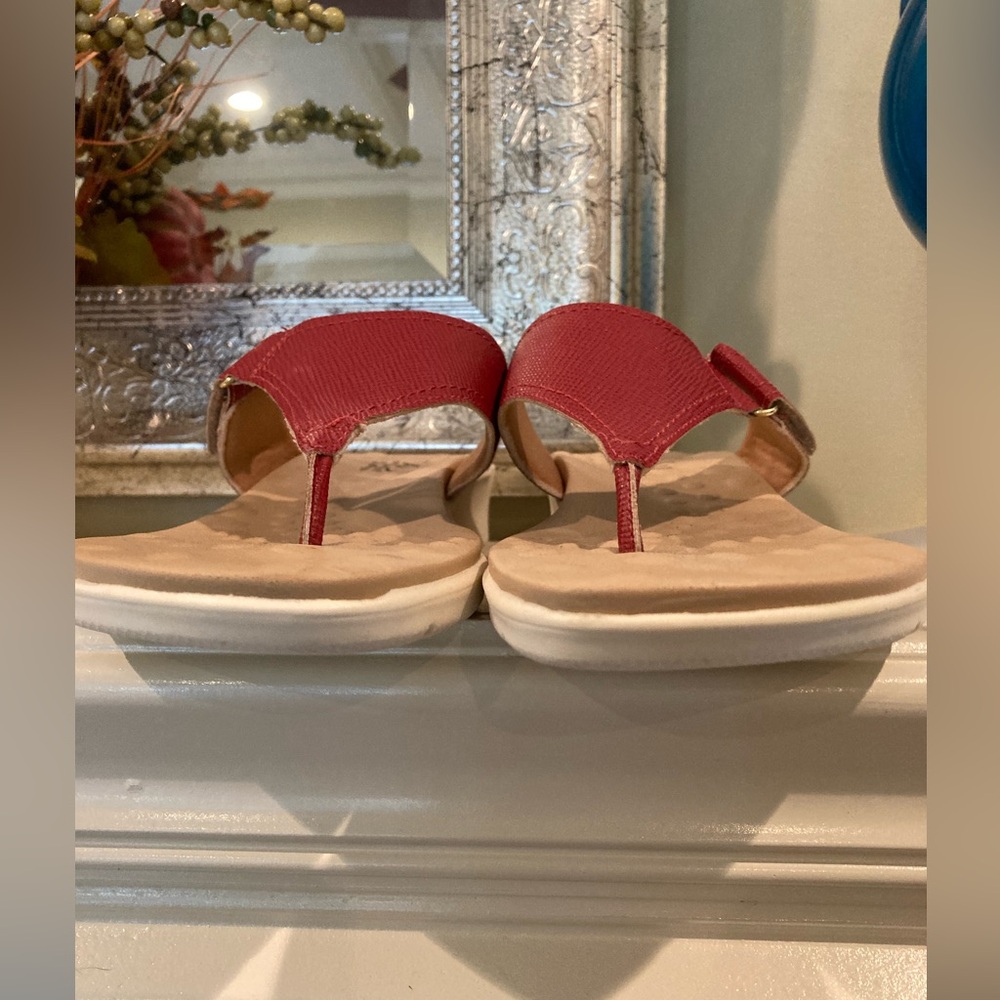 Malu Super Comfort Red Flip Flop Sandals - Picture 6 of 11